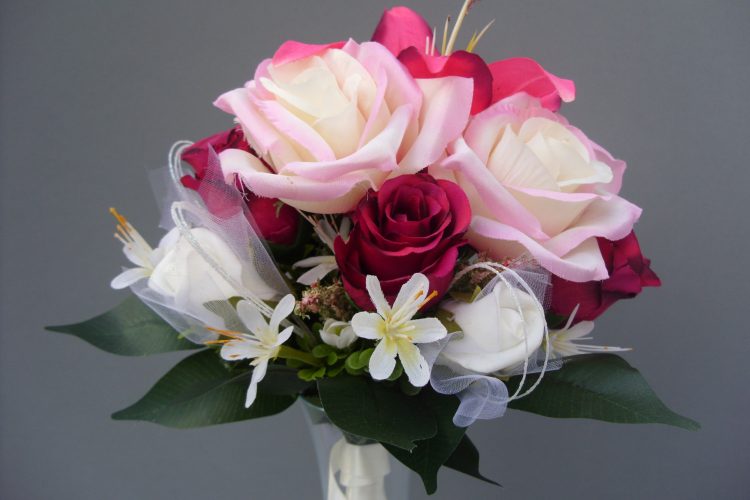 Red, Pink & White Rose Bouquet - £37.00