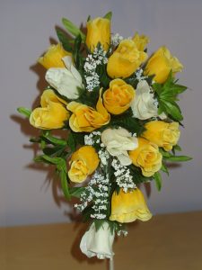 Lemon & Cream Rose Bouquet - £35.00
