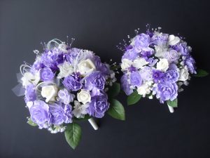 Lilac & Cream Bridesmaid Posies - £35.00 & £25.50