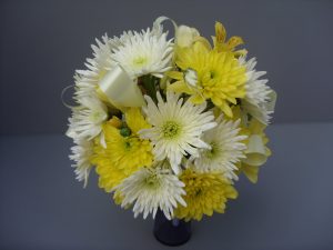 Lemon & White Chrysanthemum Posy - £42.50