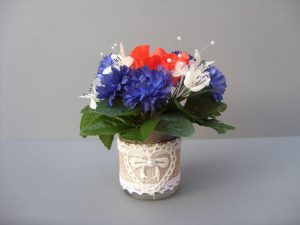 Cornflower & Poppy Table Arrangement - £12.00