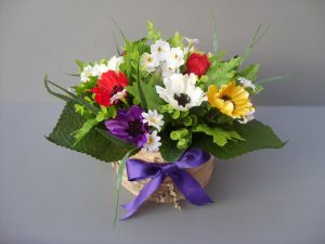 Anemone Table Arrangement - £17.50