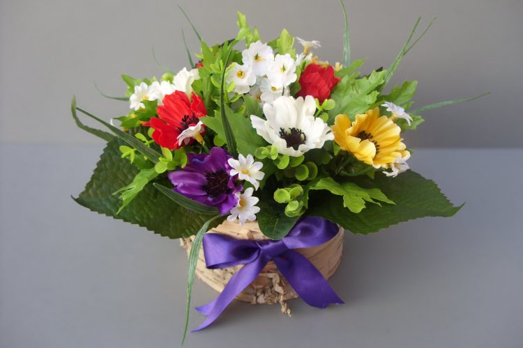 Anemone Table Arrangement - £17.50