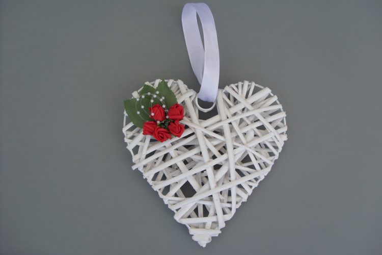 Decorated Wicker Heart - £10.00
