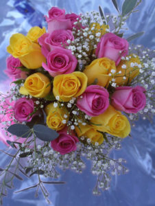 Rose & Gypsophila Aqua Bouquet